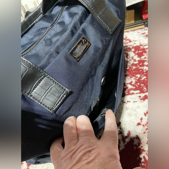 Jimmy Choo Parfume Duffel Bag. Navy Blue With Black Handles and Strap - Picture 11 of 12